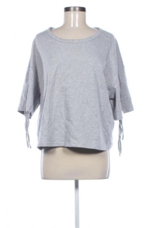 Дамска блуза Unbranded, Размер L, Цвят Сив, Цена 8,18 €