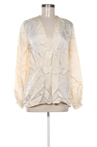 Γυναικεία μπλούζα Xetra, Μέγεθος M, Χρώμα Εκρού, Τιμή 3,99 €