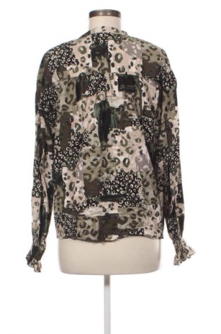 Дамска риза Apricot, Размер M, Цвят Многоцветен, Цена 3,57 €