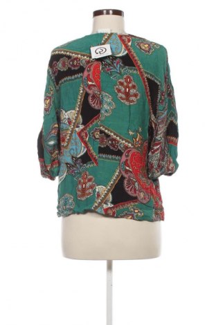 Γυναικείο πουκάμισο VILA, Μέγεθος S, Χρώμα Πολύχρωμο, Τιμή 1,99 €