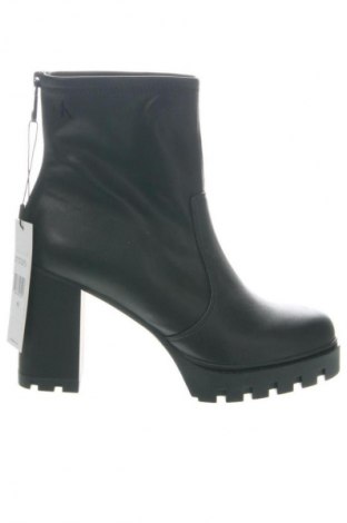 Damskie botki Calvin Klein Jeans, Rozmiar 42, Kolor Czarny, Cena 231,99 zł