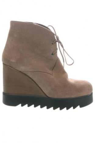 Дамски боти Unbranded, Размер 39, Цвят Бежов, Цена 14,31 €