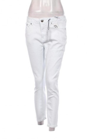 Damen Jeans Arizona, Größe M, Farbe Weiß, Preis 9,99 €