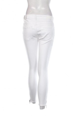 Damen Jeans ONLY, Größe M, Farbe Weiß, Preis 9,99 €