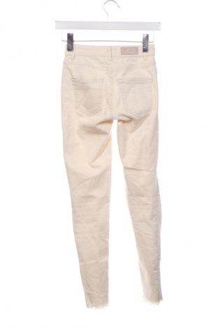 Дамски дънки ONLY, Размер XS, Цвят Екрю, Цена 4,09 €