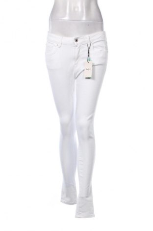 Blugi de femei Pepe Jeans, Mărime L, Culoare Alb, Preț 49,99 Lei