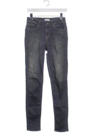 Damskie jeansy Silver Creek, Rozmiar M, Kolor Czarny, Cena 27,40 zł