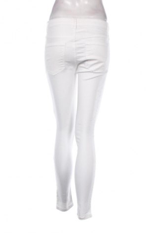 Dámske džínsy  Sinsay, Veľkosť M, Farba Biela, Cena  3,95 €