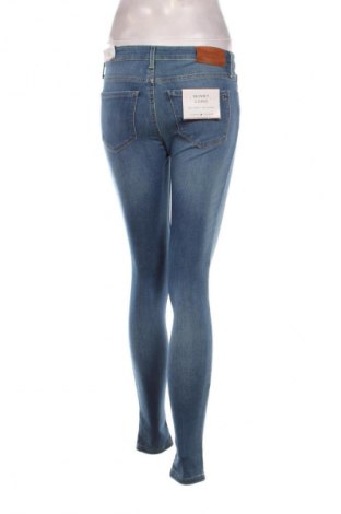 Blugi de femei Tommy Hilfiger, Mărime S, Culoare Albastru, Preț 185,99 Lei