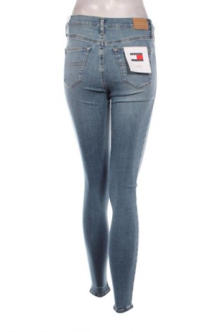 Дамски дънки Tommy Jeans, Размер S, Цвят Син, Цена 30,67 €