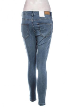 Γυναικείο Τζίν Vero Moda, Μέγεθος M, Χρώμα Μπλέ, Τιμή 11,99 €
