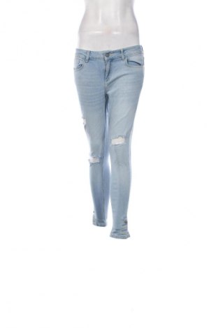 Damskie jeansy Zara, Rozmiar M, Kolor Niebieski, Cena 20,99 zł