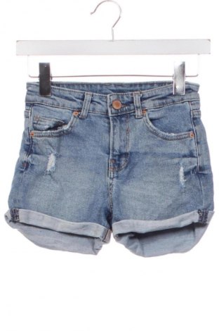Γυναικείο κοντό παντελόνι Bershka, Μέγεθος XS, Χρώμα Μπλέ, Τιμή 7,99 €