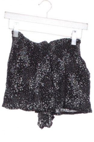 Damskie szorty Clockhouse, Rozmiar XS, Kolor Kolorowy, Cena 29,66 zł