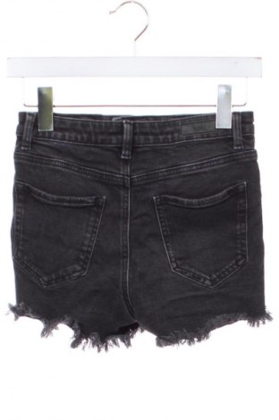 Női rövidnadrág Clockhouse, Méret XS, Szín Fekete, Ár 3 800 Ft