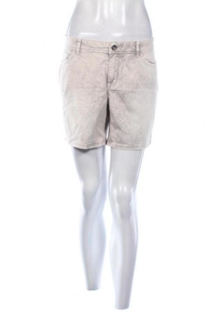 Γυναικείο κοντό παντελόνι Esprit, Μέγεθος XL, Χρώμα Πολύχρωμο, Τιμή 7,99 €