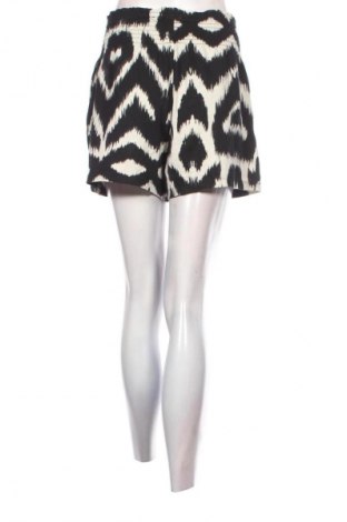 Dámské kraťasy  H&M, Velikost M, Barva Vícebarevné, Cena  199,00 Kč