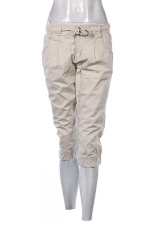 Pantaloni scurți de femei KappAhl, Mărime M, Culoare Bej, Preț 7,99 Lei