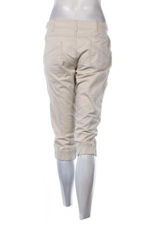 Pantaloni scurți de femei KappAhl, Mărime M, Culoare Bej, Preț 7,99 Lei