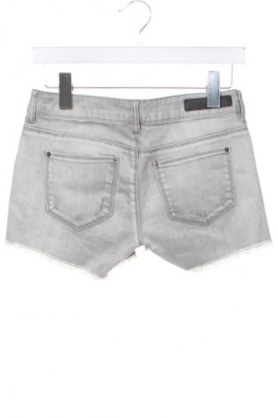 Γυναικείο κοντό παντελόνι ONLY, Μέγεθος M, Χρώμα Γκρί, Τιμή 5,00 €