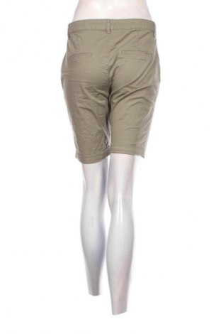 Damskie szorty Reserved, Rozmiar M, Kolor Zielony, Cena 22,99 zł