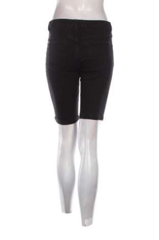 Damskie szorty Reserved, Rozmiar M, Kolor Czarny, Cena 22,99 zł