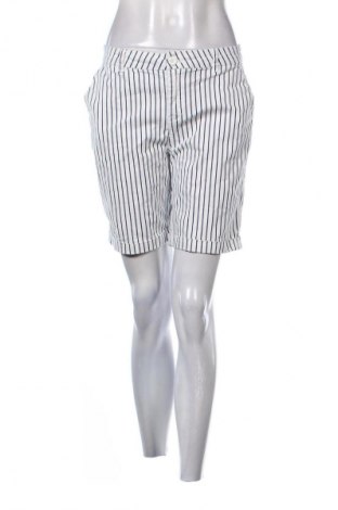 Damen Shorts Reserved, Größe M, Farbe Mehrfarbig, Preis 4,99 €