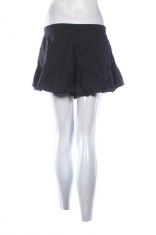 Damskie szorty SHEIN, Rozmiar M, Kolor Czarny, Cena 27,99 zł