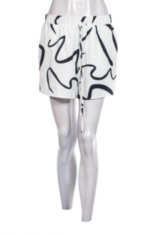 Damskie szorty SHEIN, Rozmiar M, Kolor Kolorowy, Cena 27,99 zł