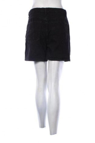 Damskie szorty Sinsay, Rozmiar M, Kolor Czarny, Cena 20,99 zł