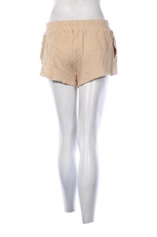 Női rövidnadrág Slide Show, Méret M, Szín Bézs, Ár 1 639 Ft