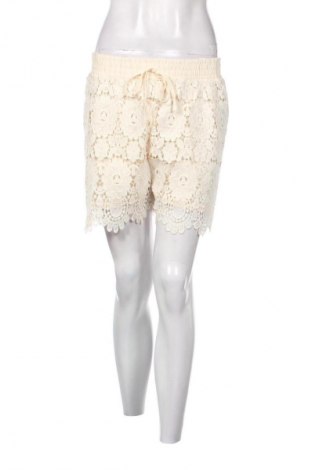 Дамски къс панталон Unbranded, Размер L, Цвят Бежов, Цена 9,71 €