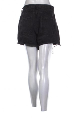 Дамски къс панталон Unbranded, Размер L, Цвят Черен, Цена 7,15 €