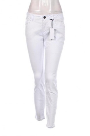 Damenhose Arizona, Größe M, Farbe Weiß, Preis 6,99 €