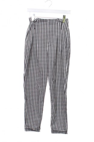 Γυναικείο παντελόνι Bershka, Μέγεθος XS, Χρώμα Πολύχρωμο, Τιμή 2,99 €