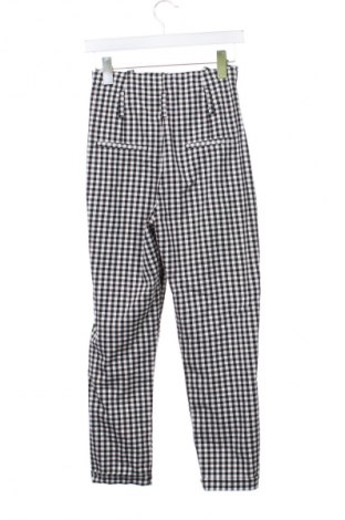 Γυναικείο παντελόνι Bershka, Μέγεθος XS, Χρώμα Πολύχρωμο, Τιμή 2,99 €