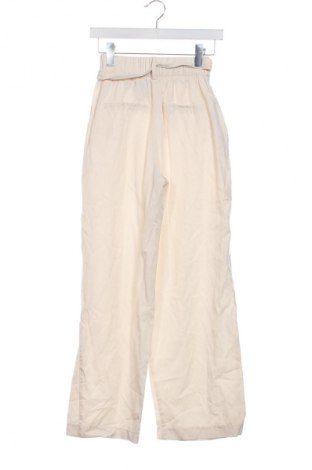 Damenhose Bershka, Größe XS, Farbe Ecru, Preis 6,99 €