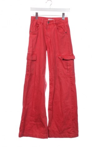 Дамски панталон Bershka, Размер XS, Цвят Червен, Цена 6,64 €