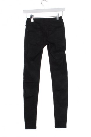 Damskie spodnie Jennyfer, Rozmiar XS, Kolor Czarny, Cena 33,84 zł