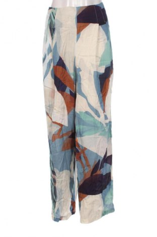 Γυναικείο παντελόνι Lascana, Μέγεθος M, Χρώμα Πολύχρωμο, Τιμή 31,99 €