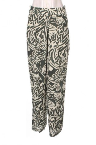 Damenhose Lascana, Größe M, Farbe Mehrfarbig, Preis 21,99 €