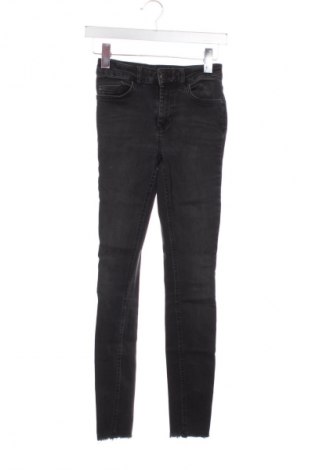 Dámské kalhoty  ONLY, Velikost S, Barva Šedá, Cena  379,00 Kč