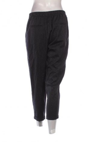 Дамски панталон Pull&Bear, Размер L, Цвят Многоцветен, Цена 4,09 €