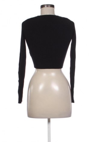 Dámský svetr Bershka, Velikost M, Barva Černá, Cena  249,00 Kč