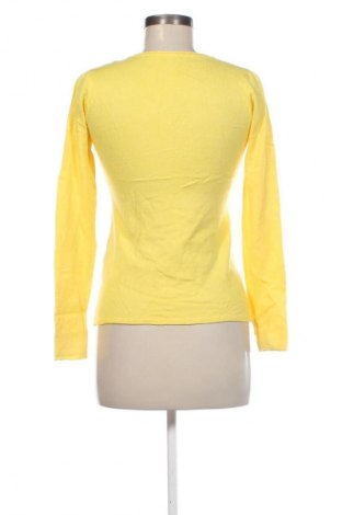 Dámský svetr Unbranded, Velikost S, Barva Žlutá, Cena  229,00 Kč