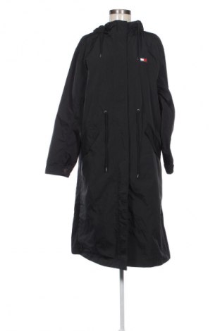 Dámska bunda  Tommy Jeans, Veľkosť L, Farba Čierna, Cena  137,95 €