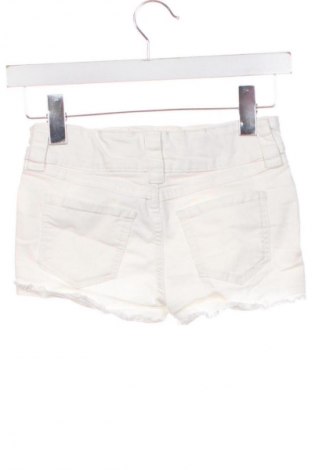 Παιδικό κοντό παντελόνι H&M, Μέγεθος 9-10y/ 140-146 εκ., Χρώμα Λευκό, Τιμή 4,99 €