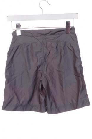Gyerek rövidnadrág Unbranded, Méret 8-9y / 134-140 cm, Szín Szürke, Ár 1 809 Ft