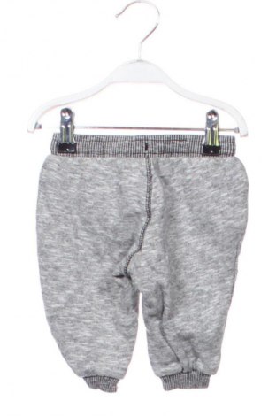 Gyerek sport nadrág H&M, Méret 6-9m / 68-74 cm, Szín Szürke, Ár 1 449 Ft