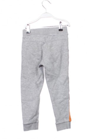 Kinder Sporthose Unbranded, Größe 2-3m/ 56-62 cm, Farbe Grau, Preis 1,99 €
